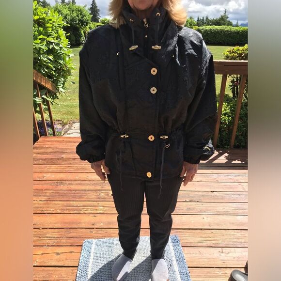 Vintage Obermeyer 2 pc Ski Jacket Pants Ski Suit Black Brocade Gold 80s 12P - Picture 14 of 16